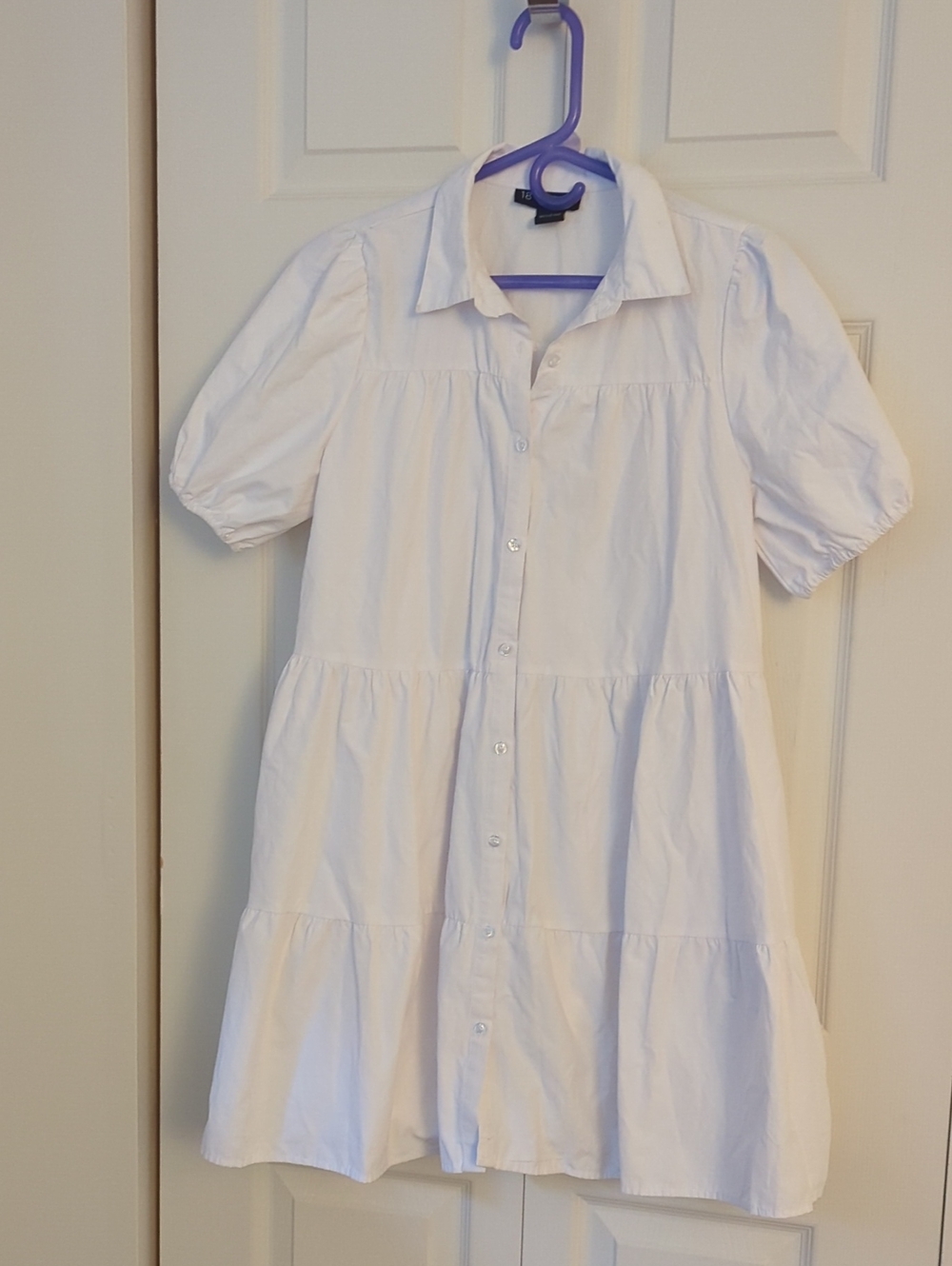 White Button-Front Mini Dress with Puff Sleeves With Pockets